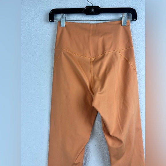 Girlfriend Collective Orange Compressive High Rise Leggings Size Small - Picture 4 of 8